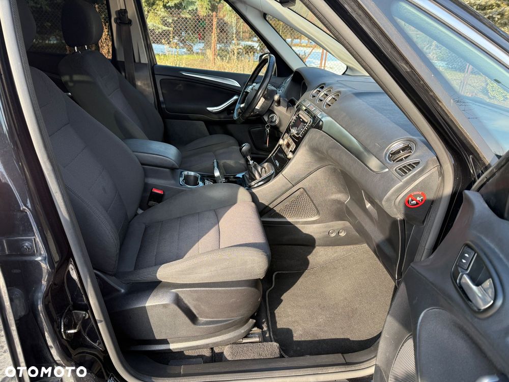 Ford S-Max 2.0 TDCi DPF Titanium - 19