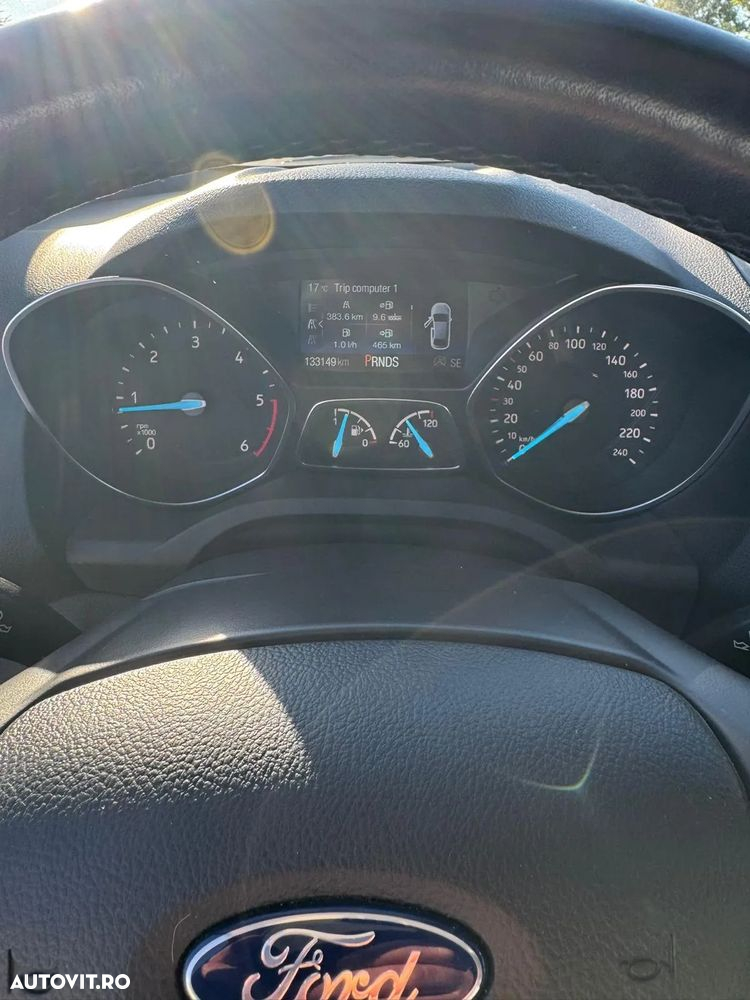 Ford Kuga 2.0 TDCi 4WD Powershift Titanium - 10