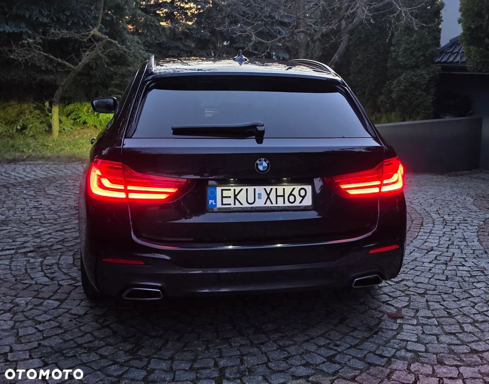 BMW Seria 5 540d xDrive M Sport sport - 32