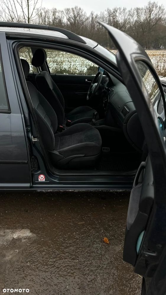 Volkswagen Golf Variant - 10