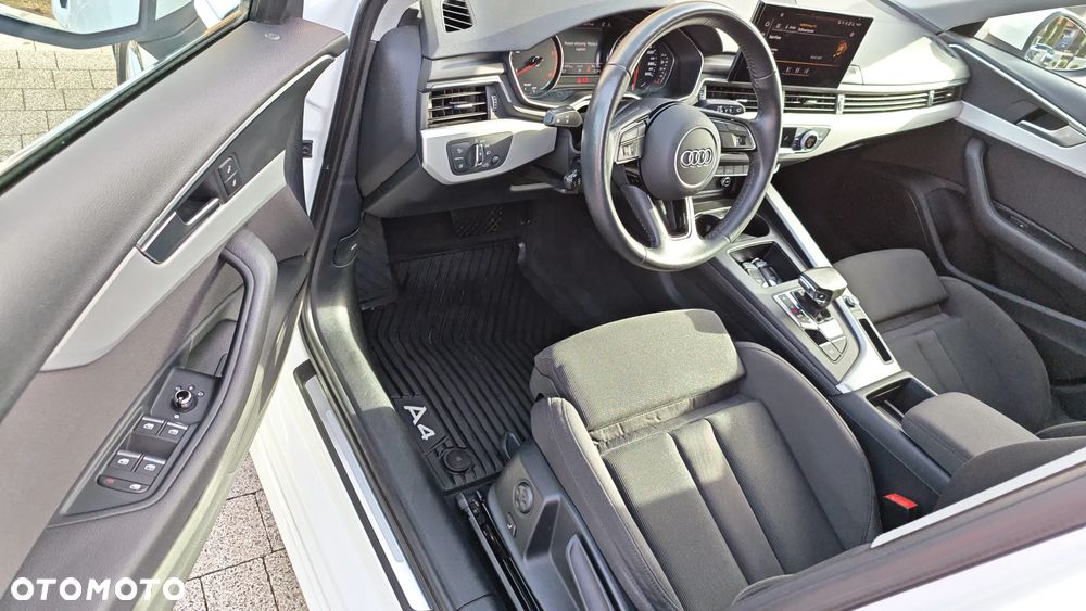 Audi A4 Avant 40 TDI quattro S tronic advanced - 19