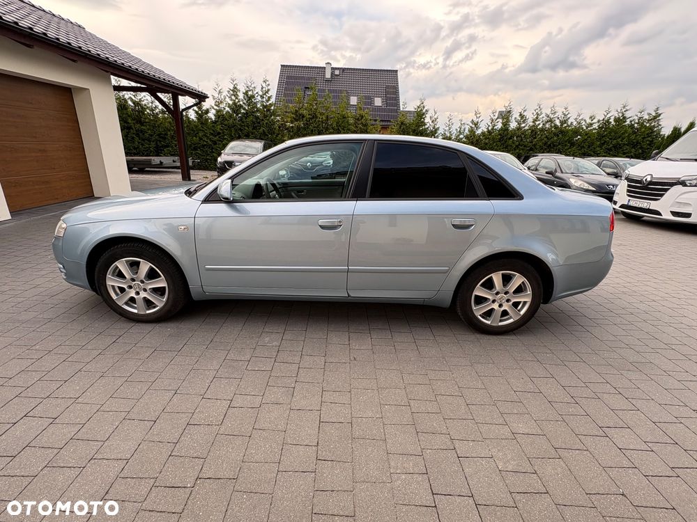 Audi A4 Limousine 1.6 - 5