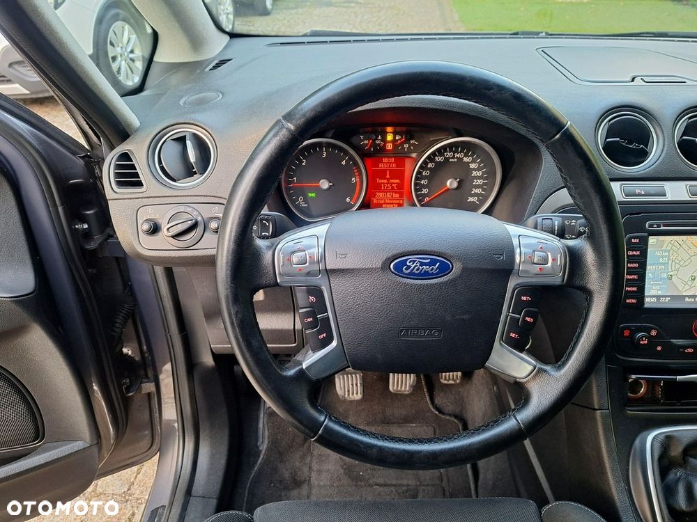 Ford S-Max 2.0 TDCi DPF Titanium - 11