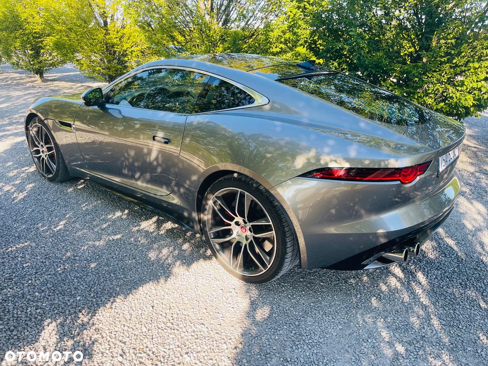 Jaguar F-Type AWD R - 18