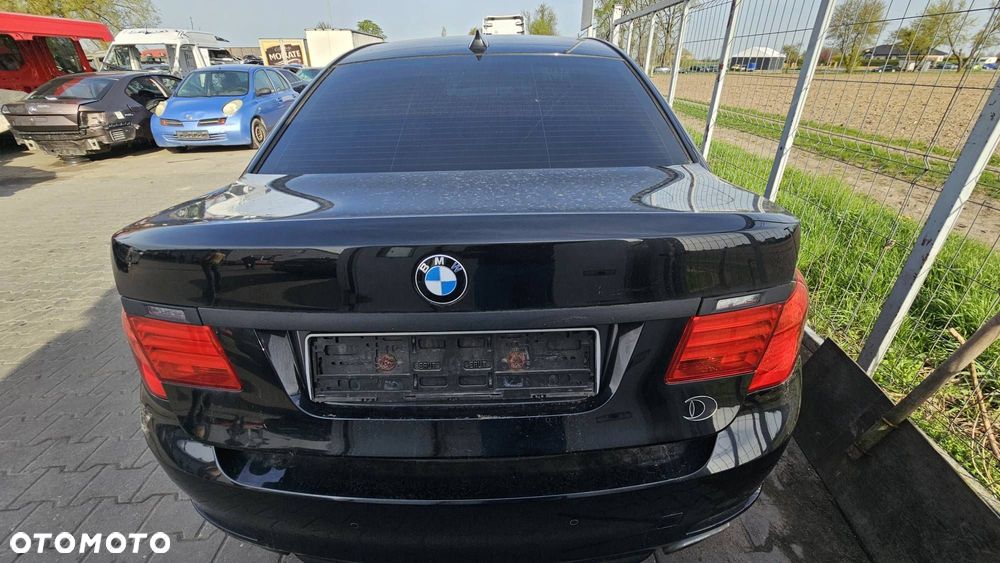 KLAPA BMW 750I L 7 F01  SAPPHIRE METALLIC 475 - 1