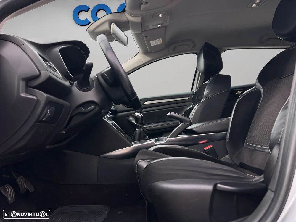 Renault Mégane Sport Tourer 1.5 dCi Limited SS - 9