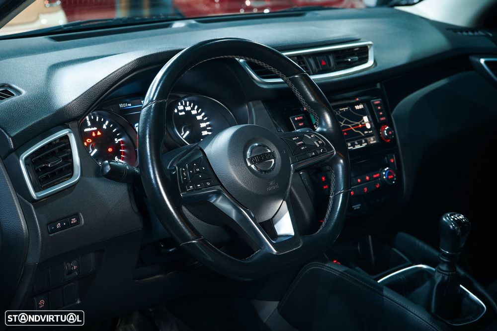 Nissan Qashqai 1.5 dCi N-WAY - 8
