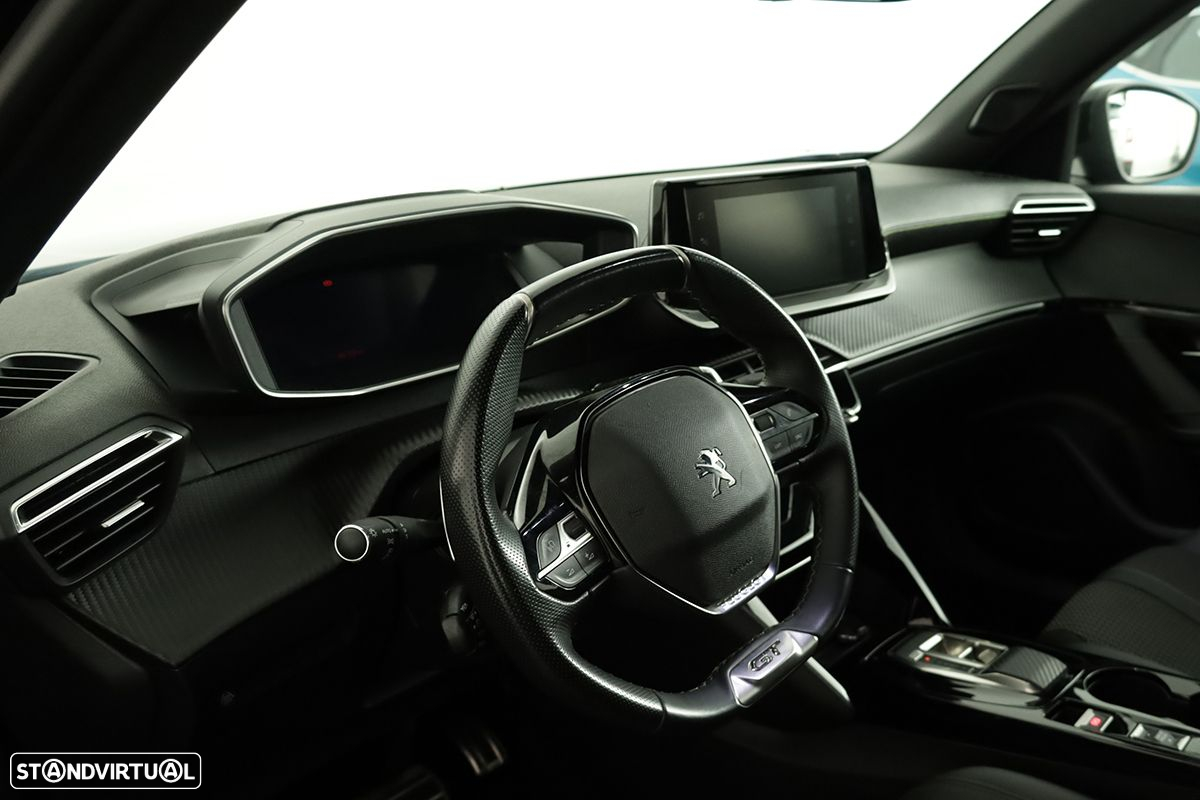 Peugeot 2008 1.2 PureTech GT EAT8 - 7