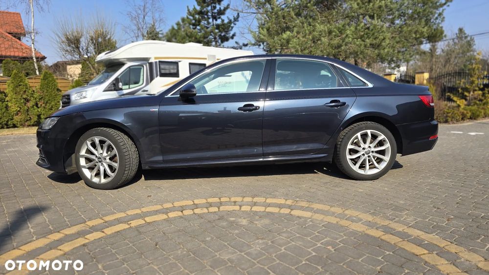 Audi A4 Limousine - 6