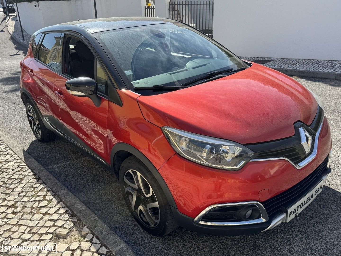Renault Captur 1.2 TCe Exclusive EDC - 1