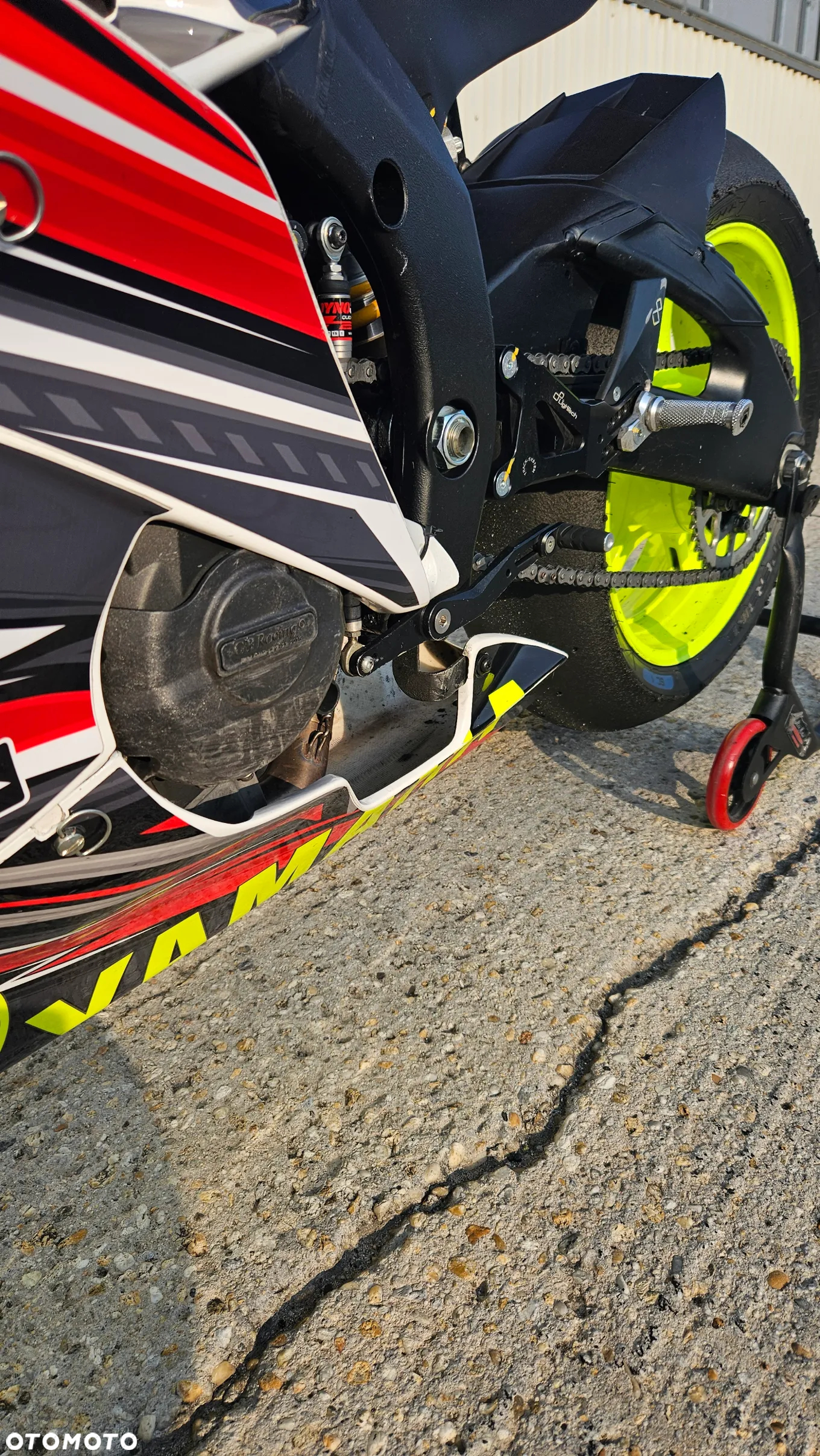 Yamaha R6 - 18