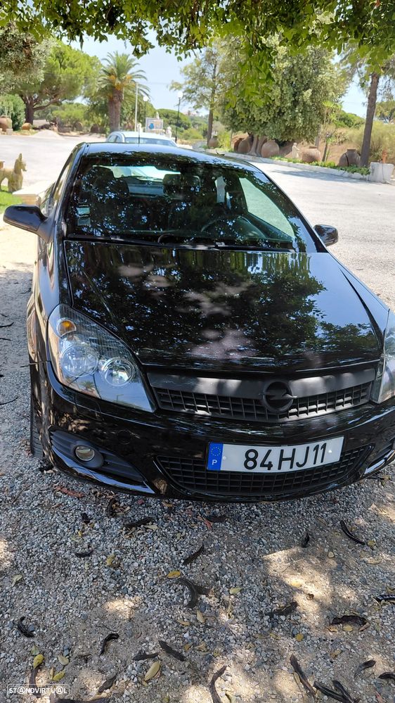 Opel Astra GTC 1.7 CDTi ecoFLEX - 2