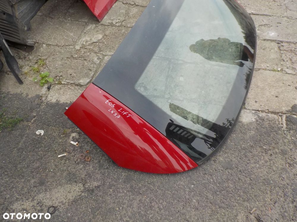 VOLKSWAGEN EOS SZYBA TYŁ TYLNA KOLOR LK3A - 2