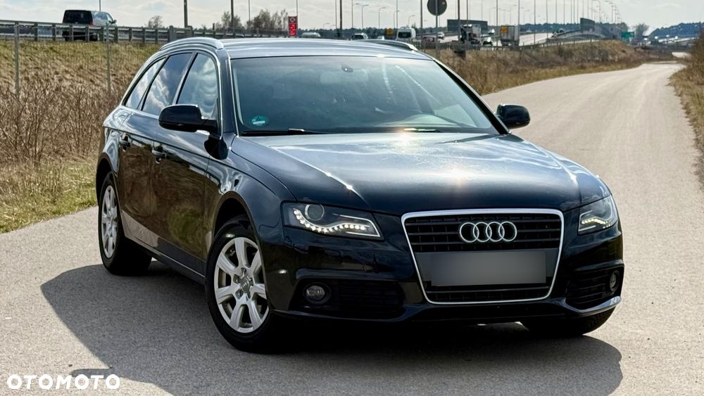 Audi A4 Avant - 1