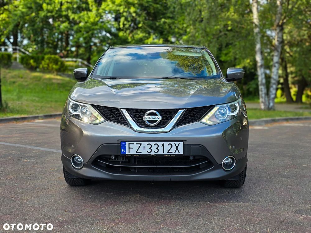 Nissan Qashqai - 2