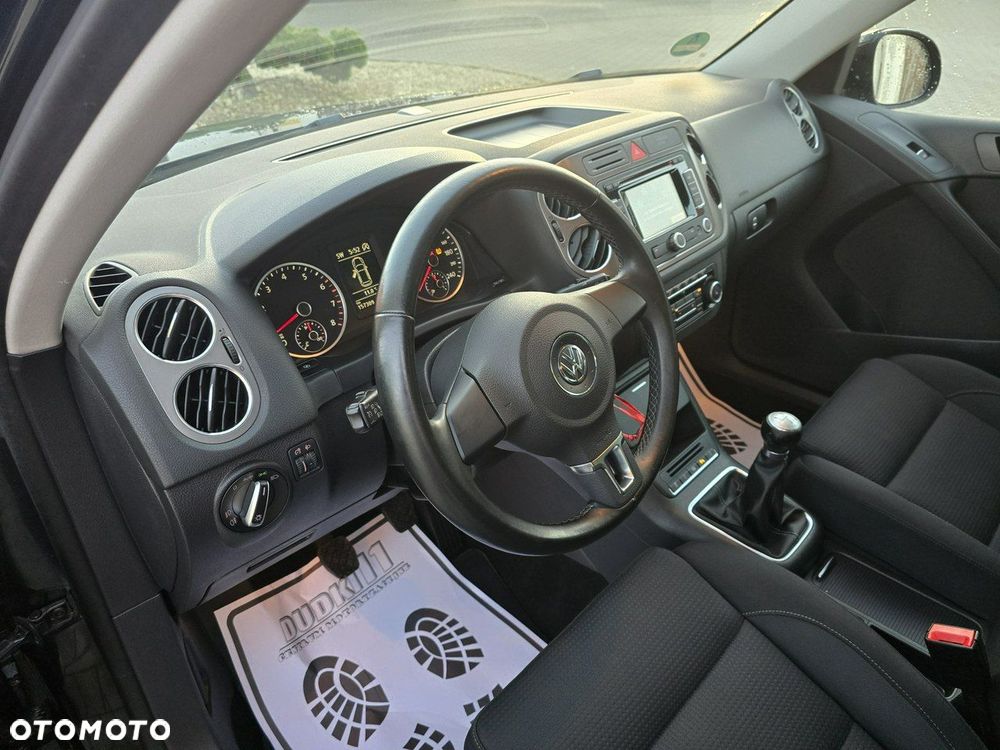 Volkswagen Tiguan - 13