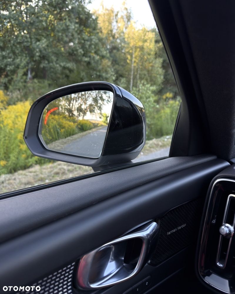 Volvo XC 40 T5 AWD Geartronic R-Design - 39