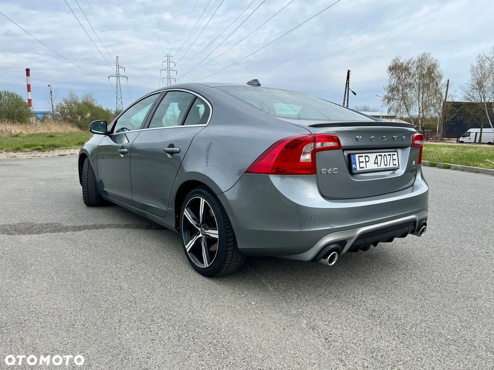 Volvo S60 D3 Drive-E R-Design Momentum - 3