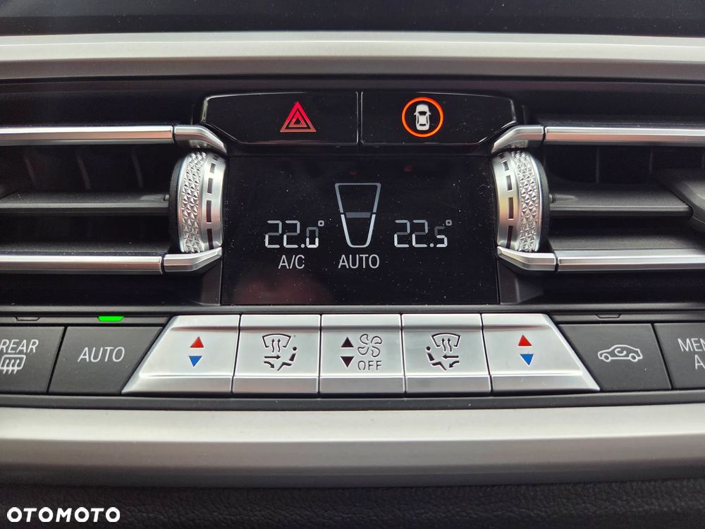 BMW Seria 3 320d xDrive Advantage - 33
