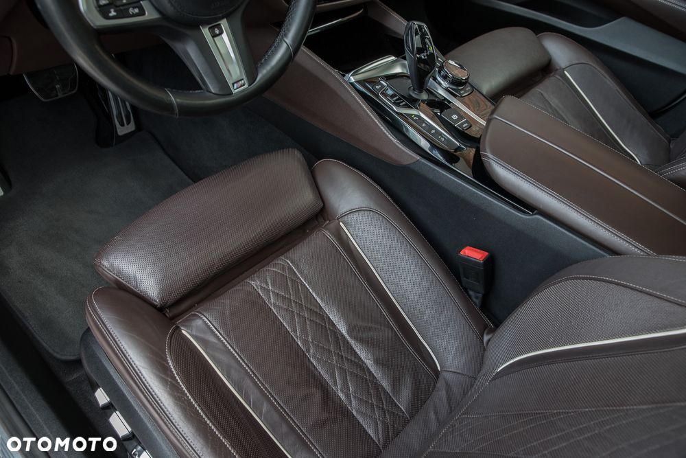 BMW 6GT 640i GPF xDrive M Sport sport - 29