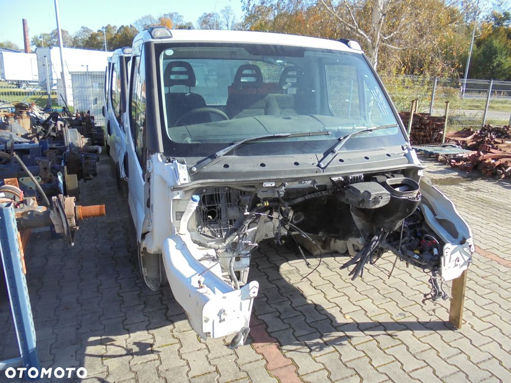 KABINA IVECO DAILY SZKIELET GOŁA 2014- BIAŁA - 5