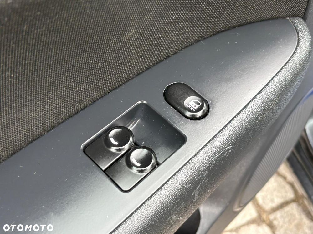 Hyundai i30 1.4 Blue Comfort - 15