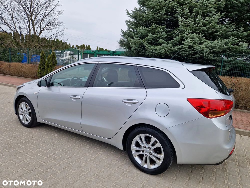 Kia Ceed 1.6 GDI L - 16