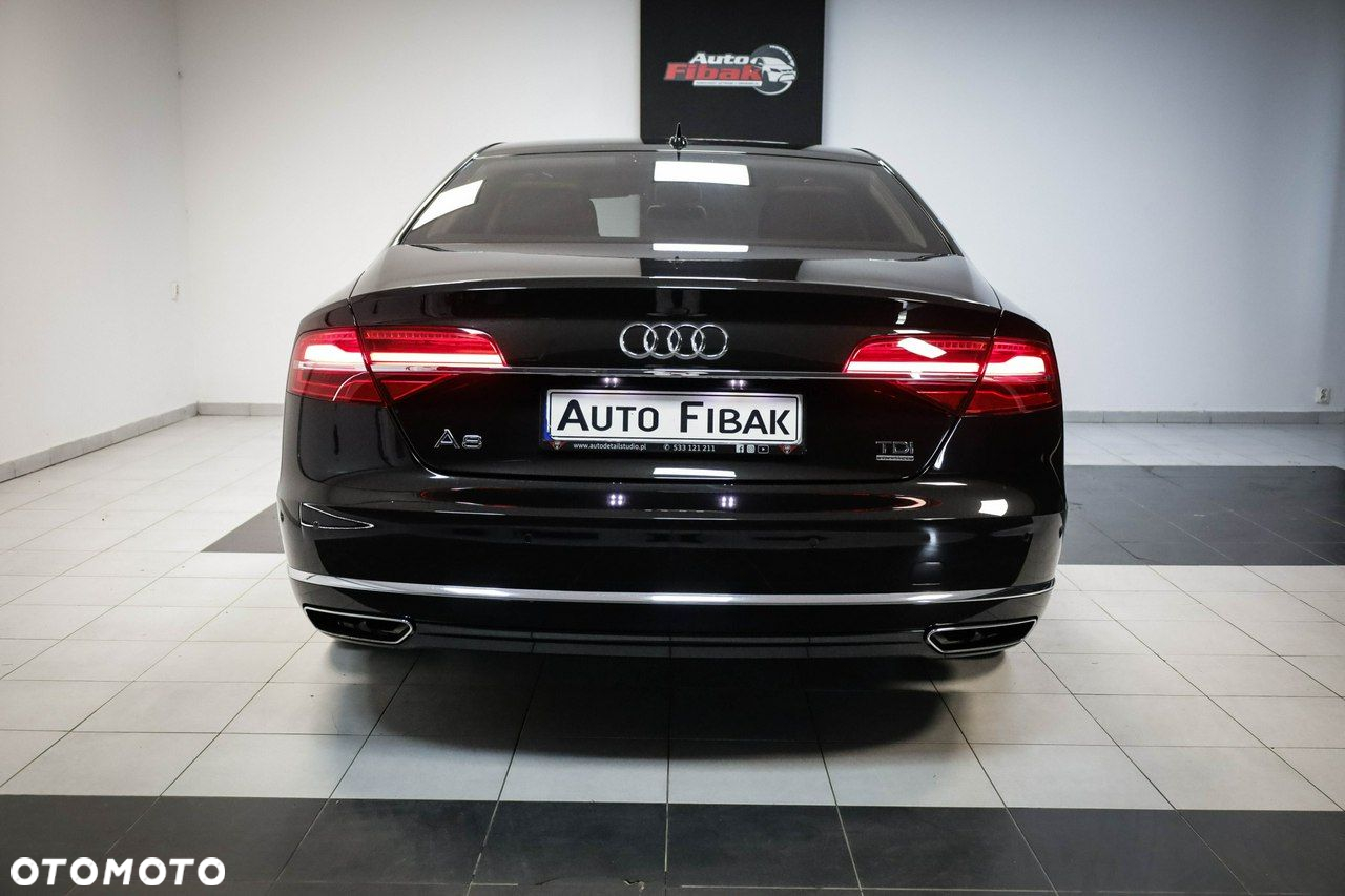 Audi A8 - 10