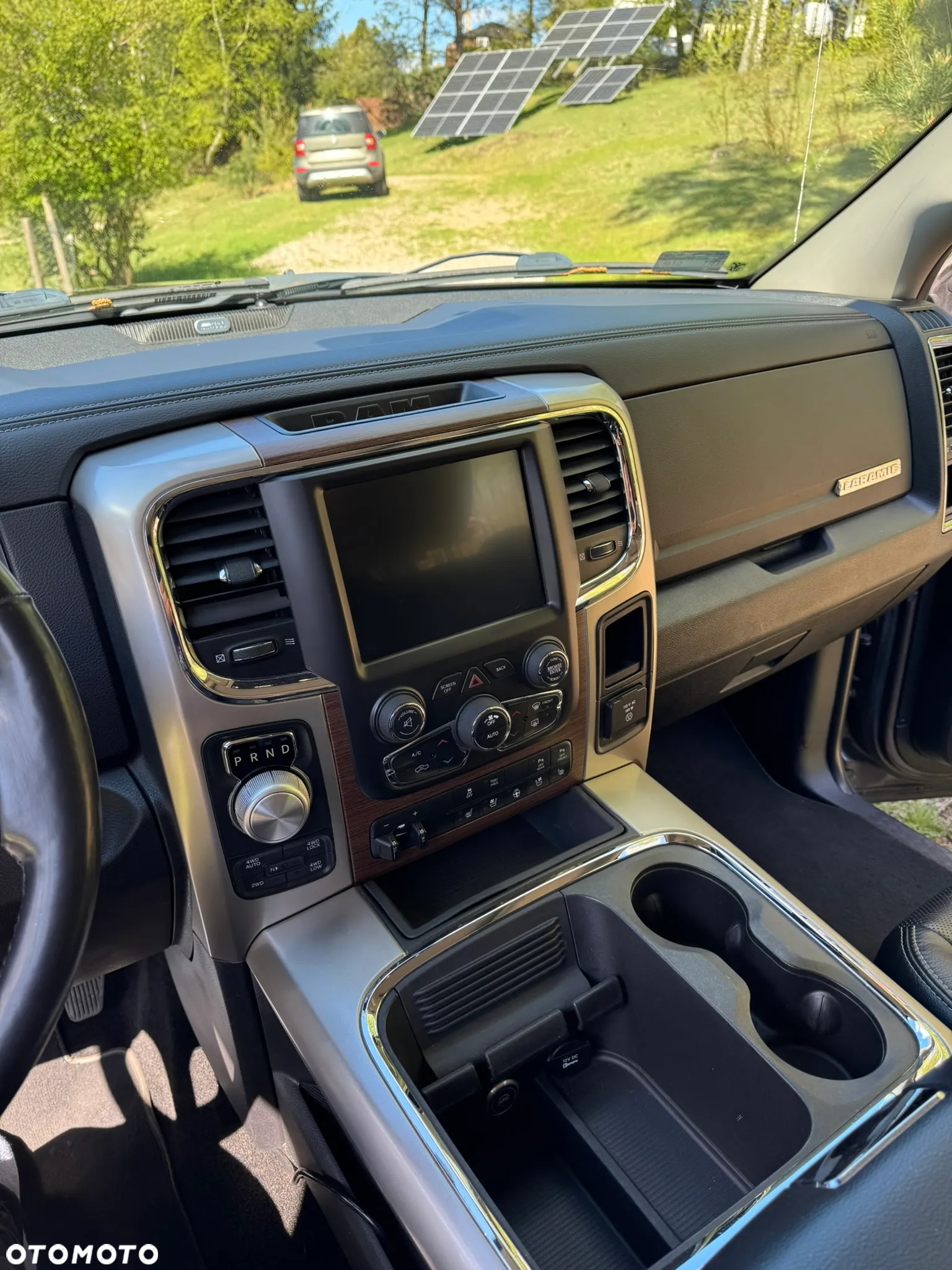RAM 1500 5.7 Crew Cab Laramie - 21