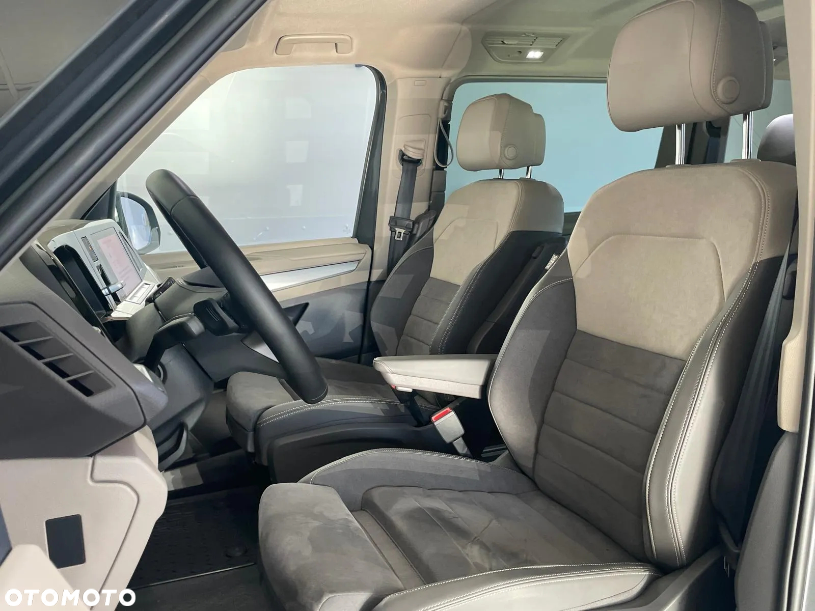 Volkswagen Multivan 2.0 TSI L2 Style DSG - 12