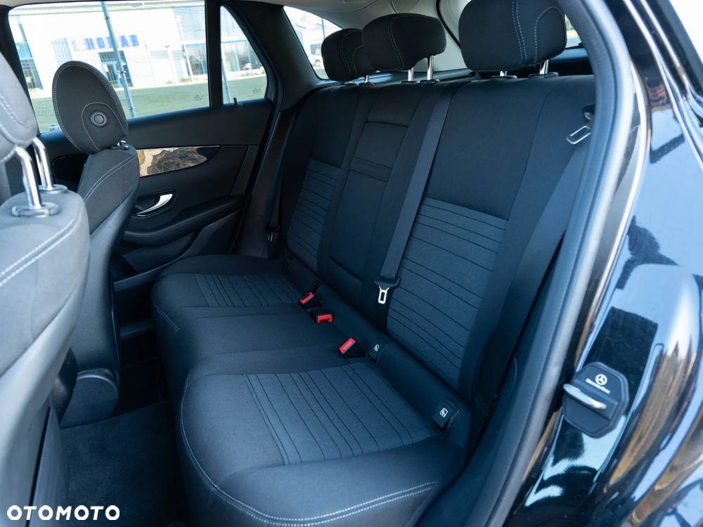 Mercedes-Benz GLC 200 d 4-Matic Business Edition - 19