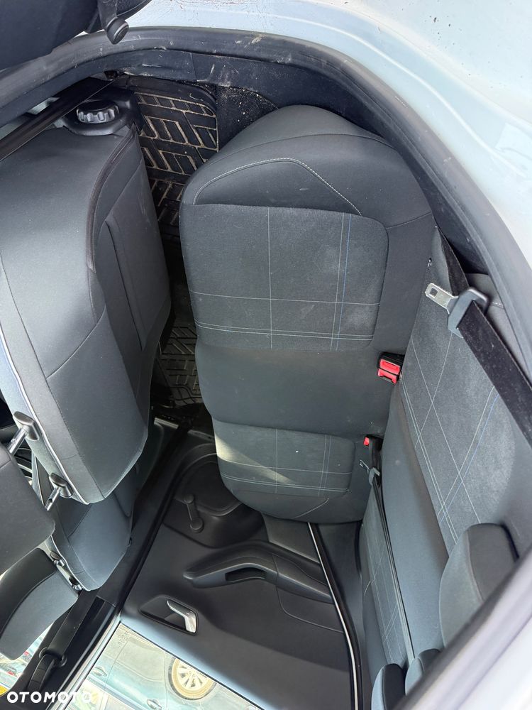 Ford Fiesta 1.1 Trend - 20