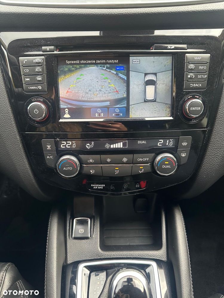 Nissan Qashqai 1.2 DIG-T Xtronic TEKNA - 26