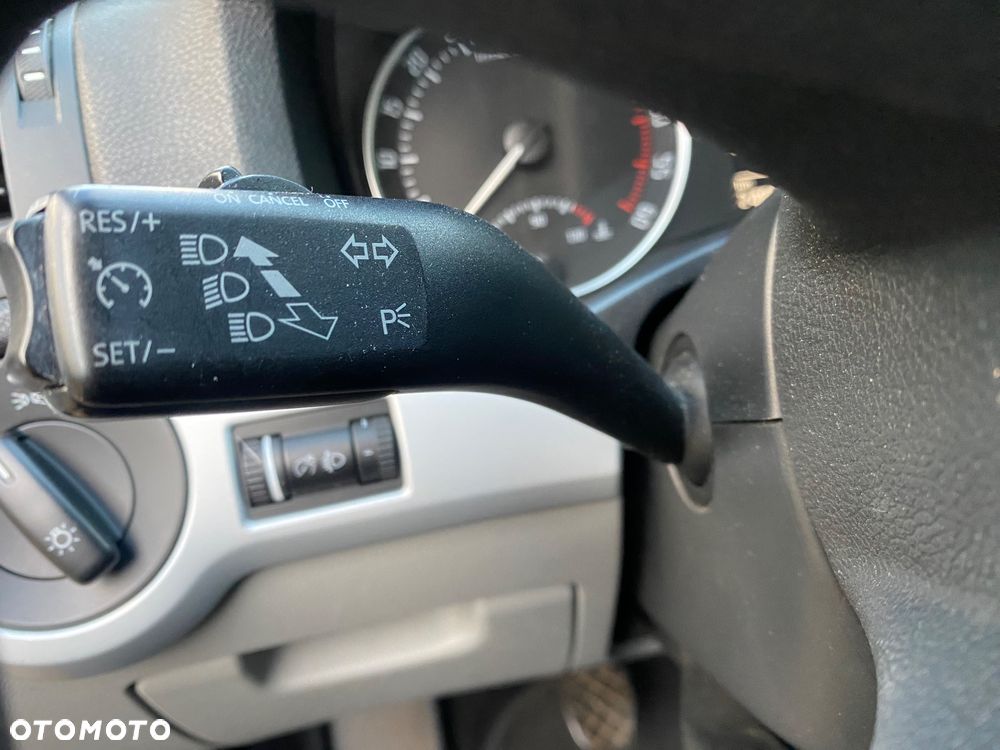 Skoda Octavia 1.6 TDI DPF Ambiente - 13