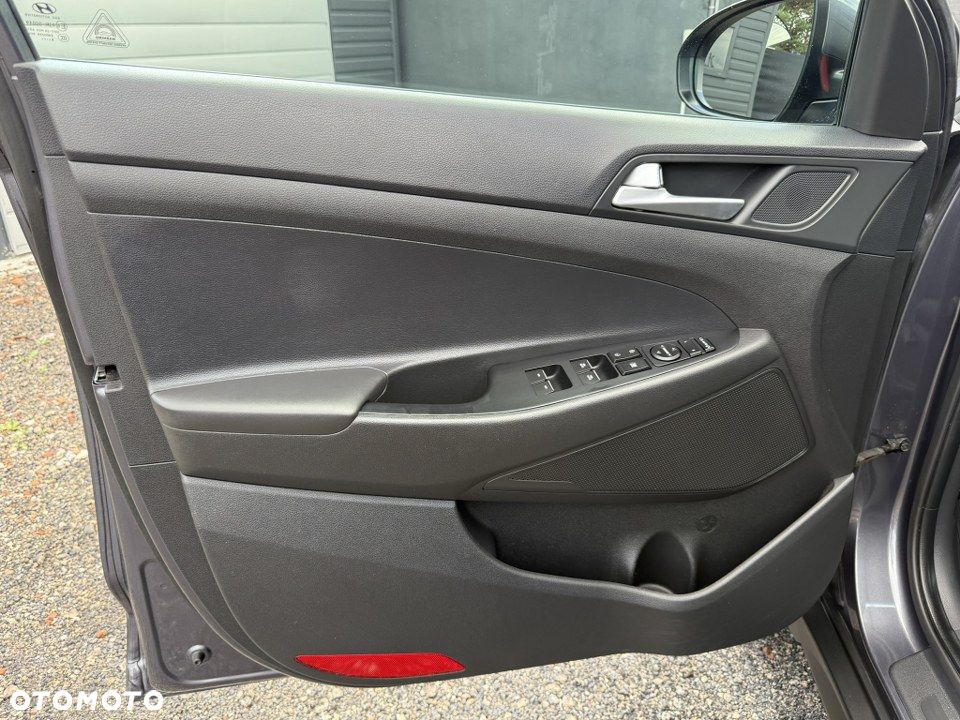 Hyundai Tucson blue 1.6 GDi 2WD Passion - 21