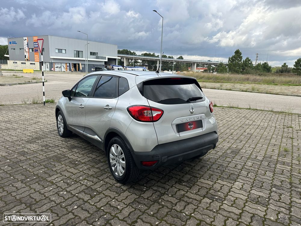 Renault Captur - 6