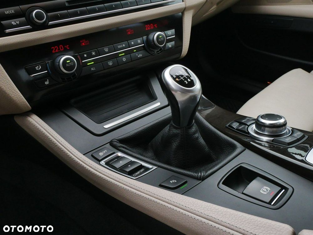 BMW Seria 5 520d Luxury Line - 22