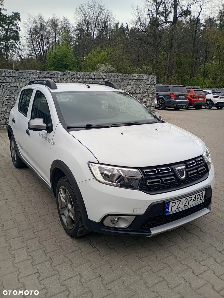 Dacia Sandero 0.9 TCe Laureate S&S - 4