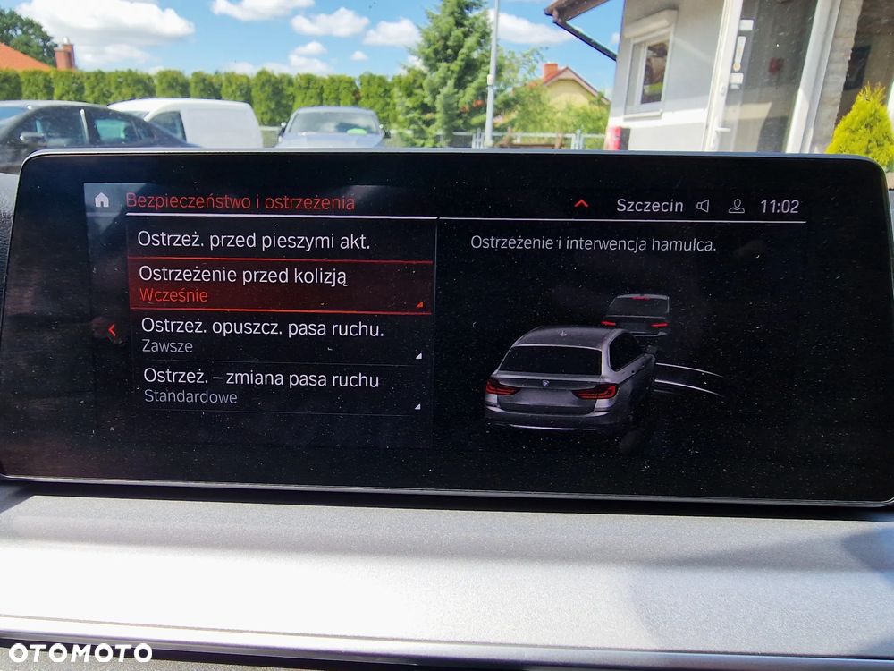 BMW Seria 5 518d - 38