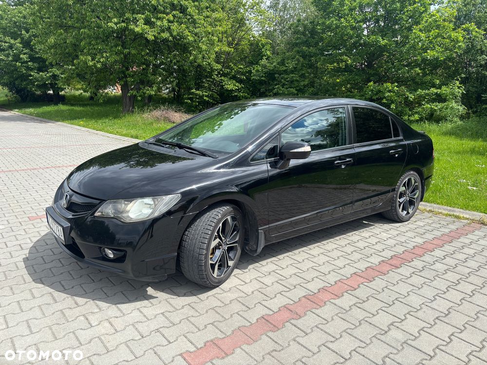 Honda Civic 1.8 Executive - 3