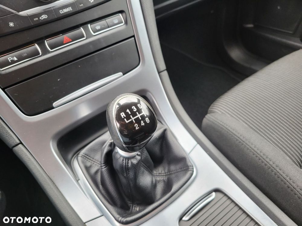 Ford Mondeo - 14