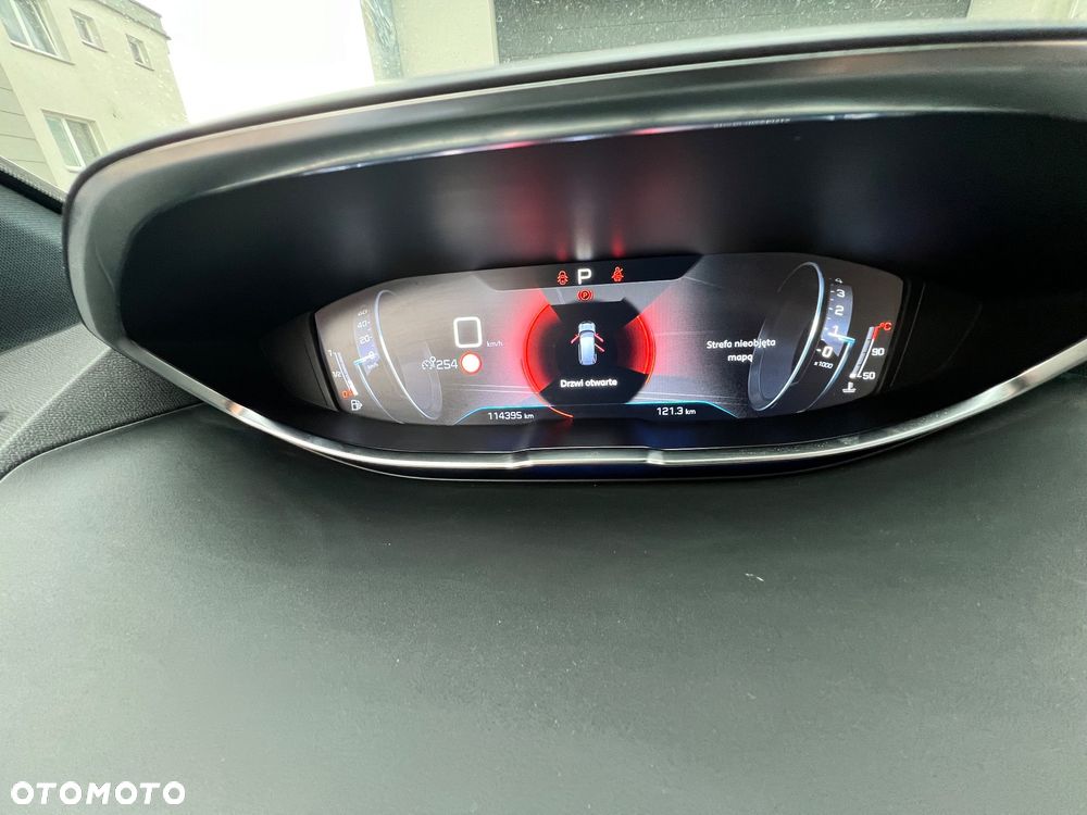 Peugeot 5008 BlueHDi 130 EAT8 GT - 28