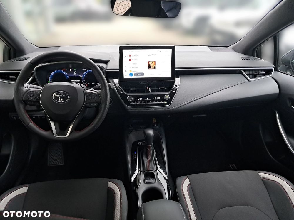 Toyota Corolla - 10