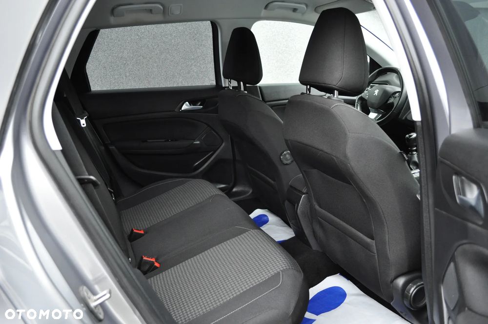 Peugeot 308 BlueHDi 130 Stop & Start Active Business-Paket - 19