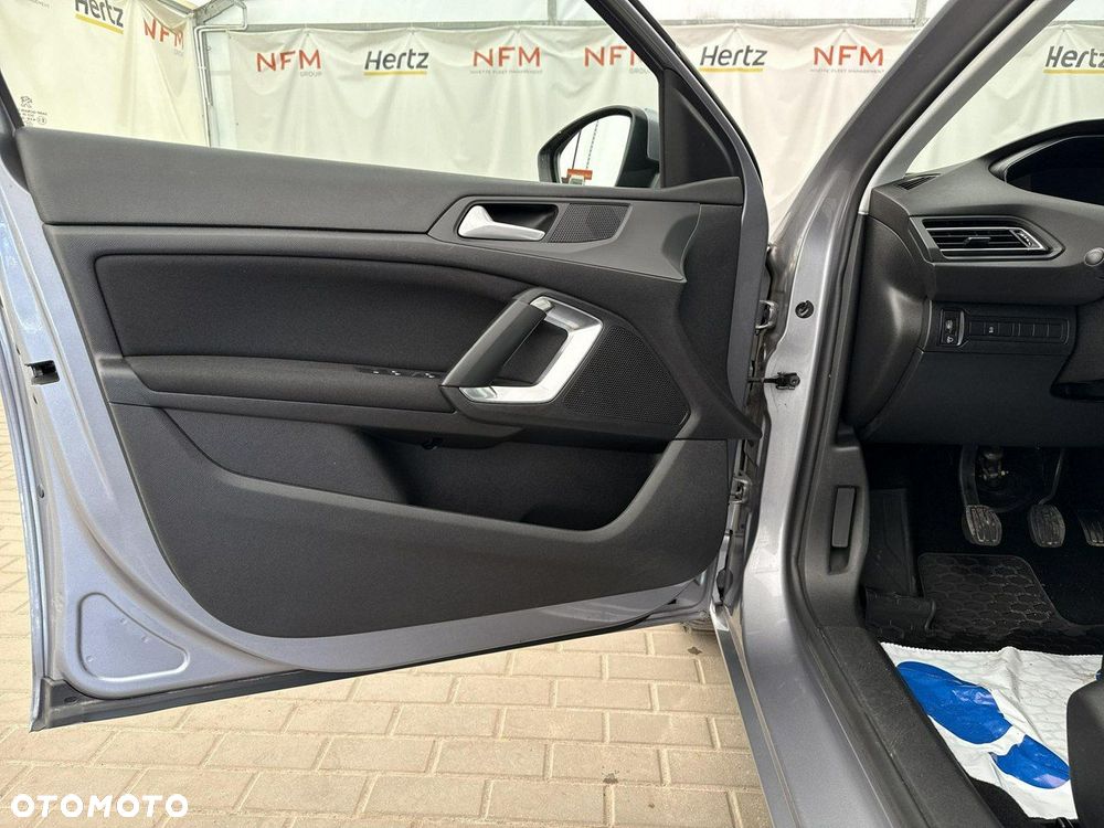 Peugeot 308 - 11
