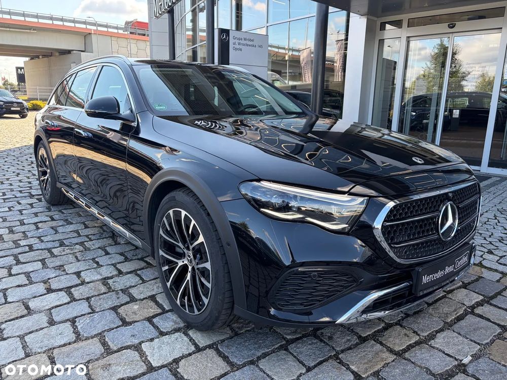 Mercedes-Benz Klasa E 300 de PHEV 4-Matic All-Terrain Avantgarde 9G-Tronic - 1