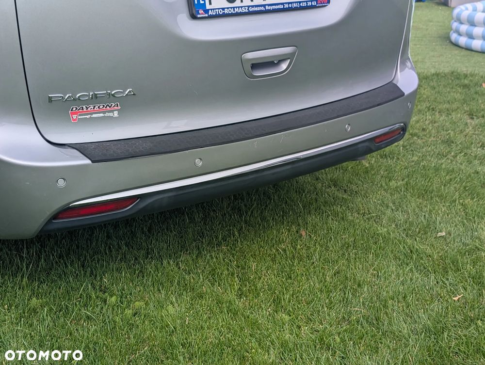 Chrysler Pacifica - 14