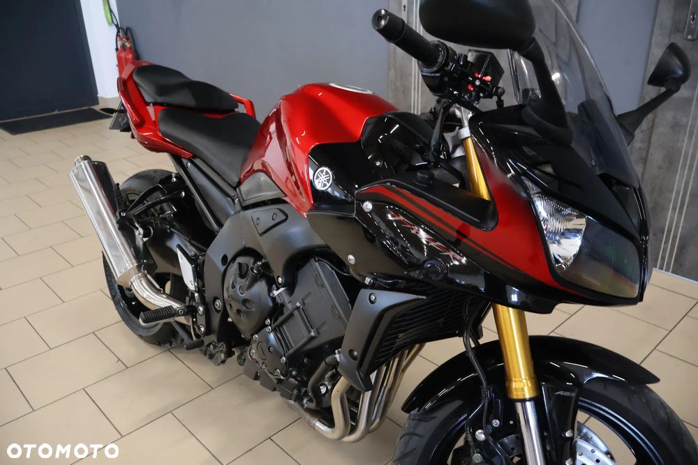 Yamaha FZ - 15