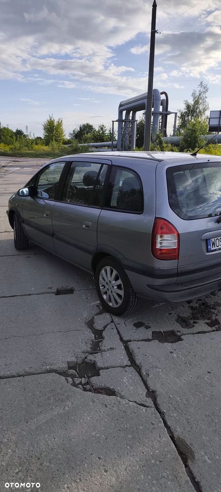 Opel Zafira 1.8 16V Elegance - 6