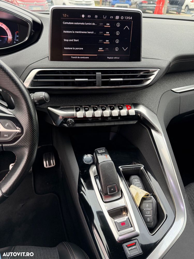 Peugeot 5008 1.6 Puretech Turbo s&s EAT8 GT-Line - 30